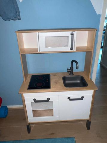 Houten Speelkeuken beschikbaar voor biedingen