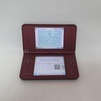 Nintendo DSi XL Burgundy in Zeer Nette Staat, Spelcomputers en Games, Spelcomputers | Nintendo DS, Ophalen of Verzenden, Zo goed als nieuw