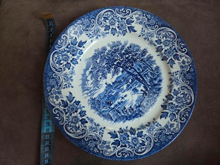 Broadhurst Staffordshire Ironstone bord met het "The English, Antiek en Kunst, Antiek | Servies los, Ophalen of Verzenden