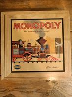 Monopoly in houten kistje., Hobby en Vrije tijd, Gezelschapsspellen | Bordspellen, Parker., Parker., Ophalen of Verzenden, Zo goed als nieuw