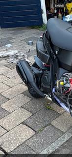 Originele SM04 uitlaat, Fietsen en Brommers, Scooters | Piaggio, Ophalen of Verzenden, Zo goed als nieuw, Overige modellen