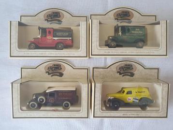 Vier auto's lledo (london) limited serie. beschikbaar voor biedingen