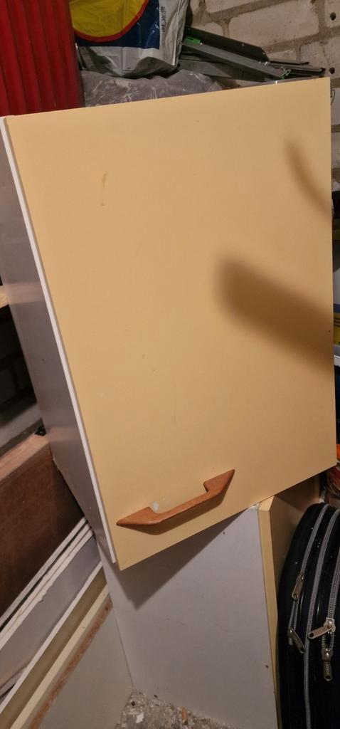 Gratis Keukenkast, Huis en Inrichting, Kasten | Kledingkasten, Gebruikt, Minder dan 100 cm, Minder dan 50 cm, 25 tot 50 cm, Met deur(en)