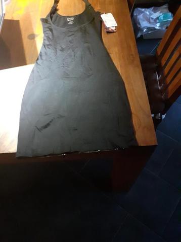 Nieuwe Full slip dress. Maat s Magic Body fashion beschikbaar voor biedingen