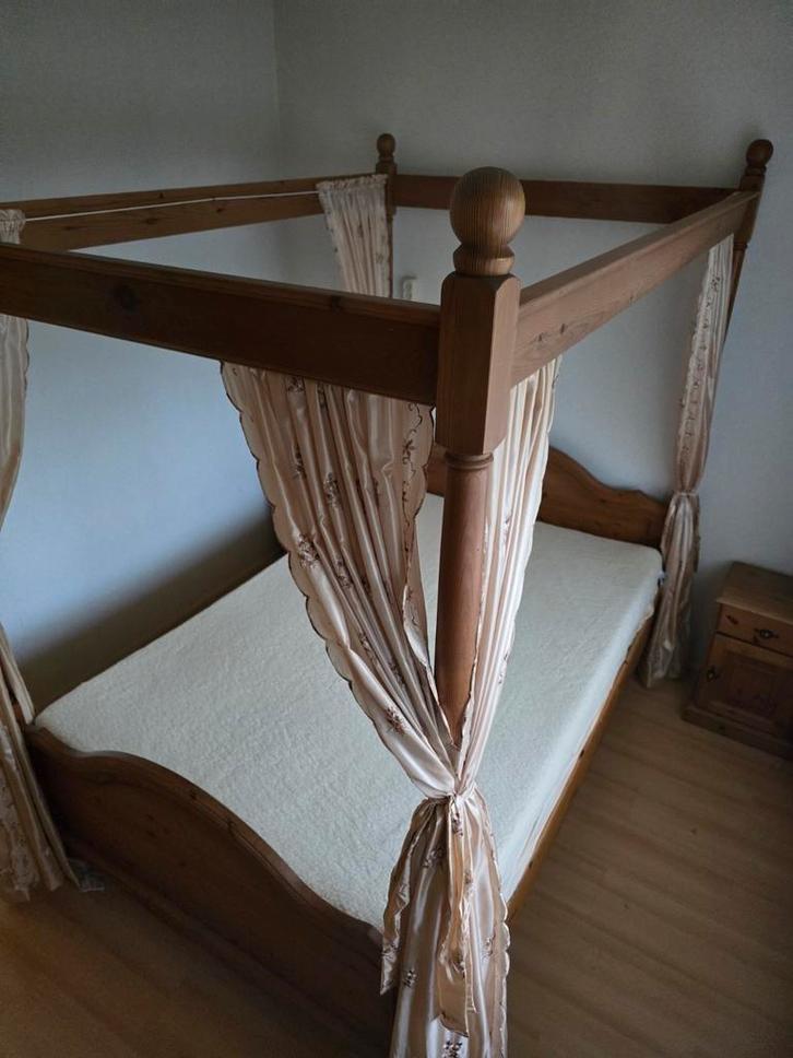 Grenen Hemelbed met Nachtkastjes, Huis en Inrichting, Slaapkamer | Bedden, Gebruikt, Tweepersoons, 160 cm, 200 cm, Hout, Bruin