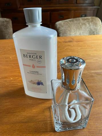 Berger Lampe met navulling (200 ml) beschikbaar voor biedingen