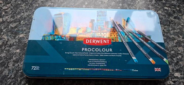 derwent procolour, Hobby en Vrije tijd, Tekenen, Zo goed als nieuw, Overige typen, Ophalen of Verzenden
