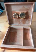 Humidor voor sigaren incl hygrometer 24x21x6 cm, Ophalen of Verzenden, Zo goed als nieuw, Tabaksdoos of Verpakking
