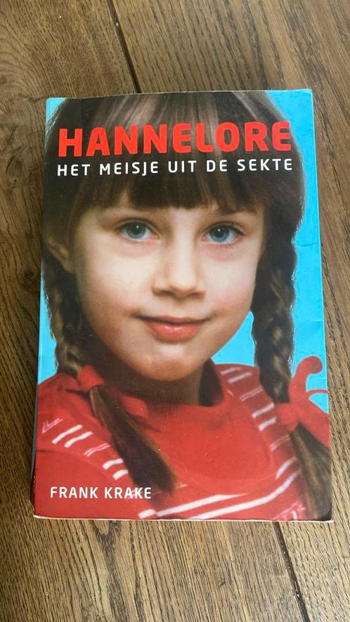 Hanneloer, het meidje uit de sekte, Boeken, Essays, Columns en Interviews, Gelezen, Ophalen of Verzenden