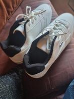Heren sport schoen, Kleding | Heren, Schoenen, Ophalen of Verzenden, Zo goed als nieuw, Sportschoenen