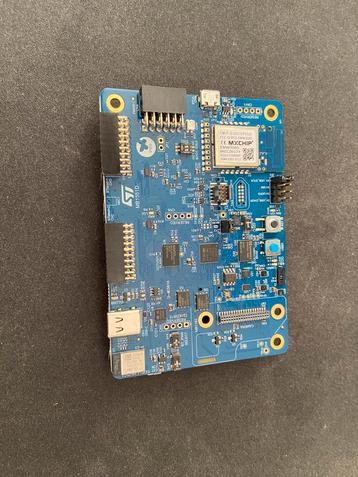 STM32 B-U585I-IOT02A Board beschikbaar voor biedingen