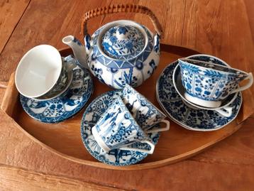 Chinees porselein langelijs kopjes. beschikbaar voor biedingen