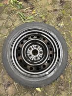 WINTERBANDEN 16inch op velg Toyota Verso zo goed als nieuw!, Auto-onderdelen, Banden en Velgen, Ophalen, 16 inch, Banden en Velgen