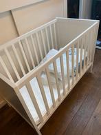 Baby bedje, Ophalen, Zo goed als nieuw, Jongetje of Meisje