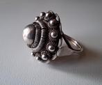 Zilveren Zeeuwse knop ring, 18 tot 19, Ophalen of Verzenden, Zo goed als nieuw, Dame