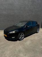 Ford Focus 1.0 ecoboost St-line, Auto's, Emergency brake assist, Zwart, Origineel Nederlands, 1200 kg