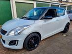 Suzuki Swift 1.2 5-D 2016 Zeer mooi Nieuwe APK, Auto's, Suzuki, Voorwielaandrijving, Stof, 4 cilinders, 400 kg