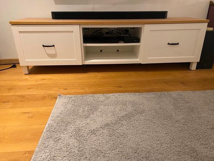 BESTÅ tv-kast wit met eikenfineer bovenblad, Huis en Inrichting, Kasten | Televisiemeubels, Gebruikt, Minder dan 100 cm, 150 tot 200 cm