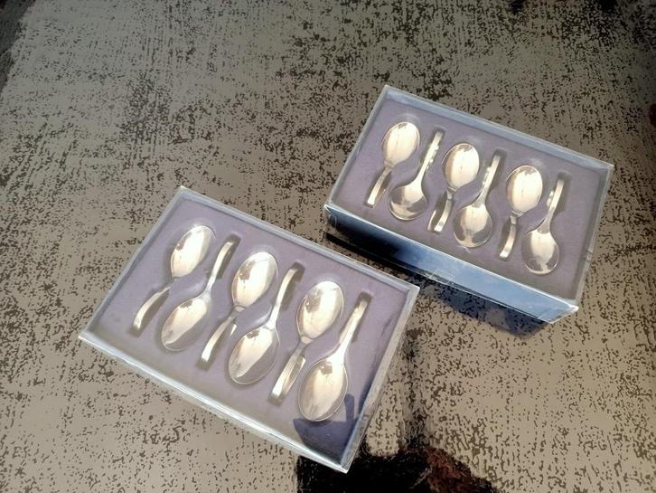 2 Sets van 6 RVS Amuselepels 10 Cm lang IN ZEER NETTE STAAT, Huis en Inrichting, Keuken | Bestek, Zo goed als nieuw, Los bestek