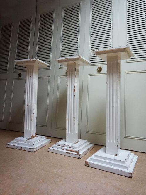 Set van 3 verweerde witte houten Zuilen Pilaren Kolommen, Huis en Inrichting, Woonaccessoires | Zuilen en Pilaren, Gebruikt, Ophalen