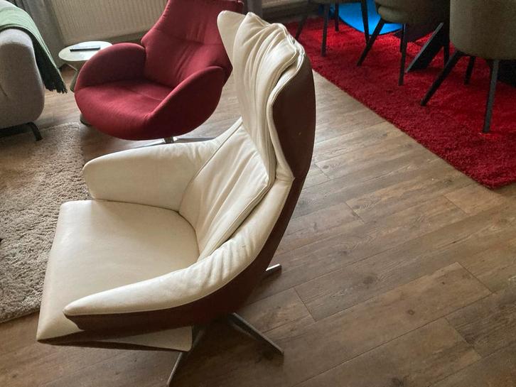 Prominent Relaxfauteuil met voetensteun - Wit /bruin leer, Huis en Inrichting, Fauteuils, Gebruikt, Leer, 75 tot 100 cm, Minder dan 75 cm