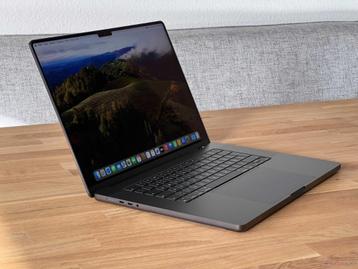 MacBook Pro 2023 16" M3 Max | 14C | 30C GPU | 36gb ram | 1TB beschikbaar voor biedingen