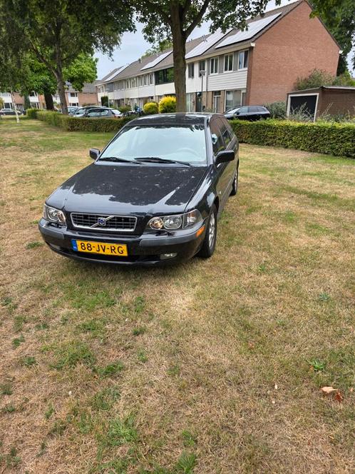 Volvo V40 1.8 2002 Zwart, Auto's, Volvo, Particulier, V40, ABS, Airbags, Airconditioning, Bluetooth, Boordcomputer, Centrale vergrendeling