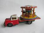 Oude truck met draaimolen / carrousel, Antiek en Kunst, Verzenden