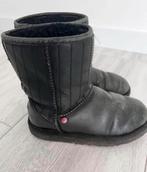 UGG Star Wars Special Edition Maat 31, Kinderen en Baby's, Kinderkleding | Schoenen en Sokken, Gebruikt, UGG, Jongen of Meisje