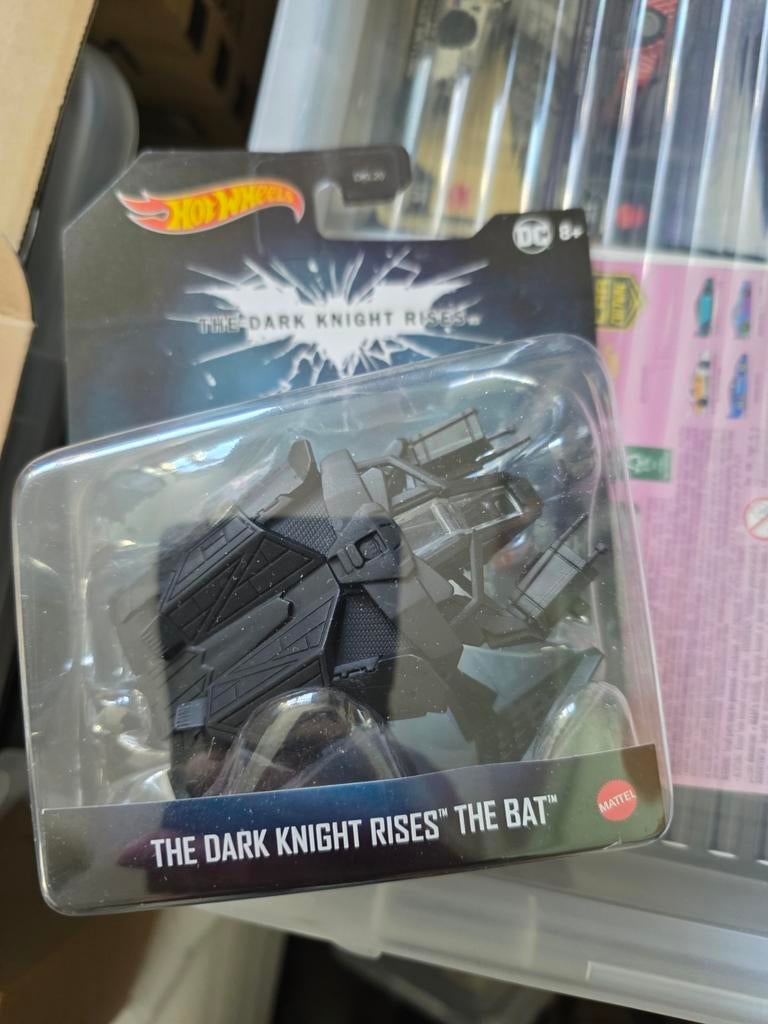 Hot Wheels The Dark Knight Rises - The Bat, 333 Continental Boulevard El Segundo, CA 90245 USA, Gebruikt, Ophalen of Verzenden