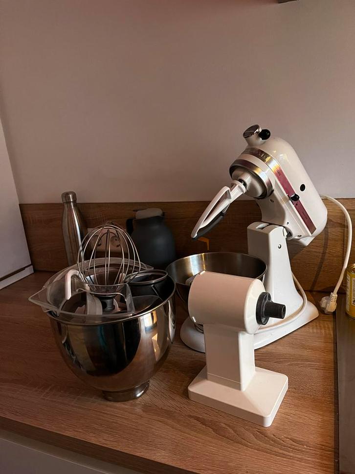 KitchenAid Artisan Keukenmachine - Perfect voor bakliefhebbe, Witgoed en Apparatuur, Keukenmixers, Zo goed als nieuw, 4 liter of meer