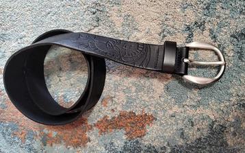 Zwarte leren riem met bladeren motief 85cm gratis verzenden  beschikbaar voor biedingen