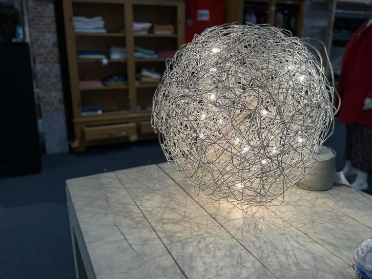 Iconische hanglamp van Catellani & Smith Fil de Fer, Huis en Inrichting, Lampen | Hanglampen, Gebruikt, 75 cm of meer, Ophalen