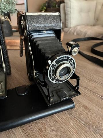 2 Antieke foto camera’s uit 1910 beschikbaar voor biedingen