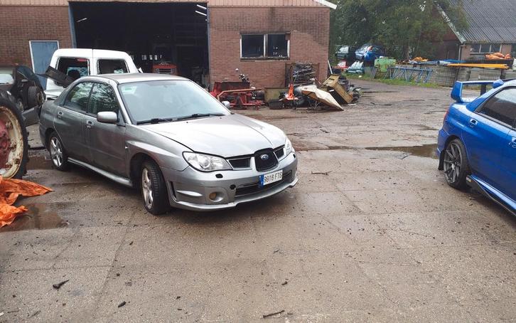Subaru impreza hawkeye sedan en + onderdelen verkoop, Auto-onderdelen, Carrosserie en Plaatwerk, Motorkap, Subaru, Voor, Ophalen of Verzenden