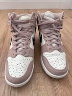 Nike Dunk High Sneakers Maat 38,5, Ophalen, Gedragen, Roze, Sneakers of Gympen