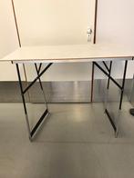 Opklapbare en verstel in hoogte, Huis en Inrichting, Bureaus, Ophalen of Verzenden, Zo goed als nieuw