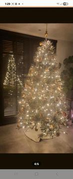 Besneeuwde kerstboom 230 hoog en 145 breed., Ophalen of Verzenden, Zo goed als nieuw