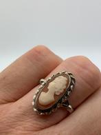 Z73 Prachtige zilveren camee ring maat 17,75, Ophalen of Verzenden, Zilver, Ring
