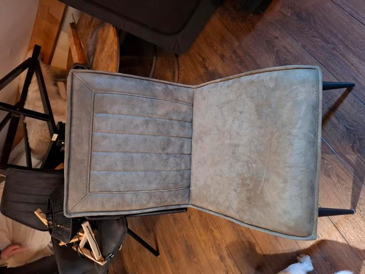 Eetkamerstoelen. 5 stuks, Huis en Inrichting, Stoelen, Zo goed als nieuw, Vier, Grijs, Ophalen