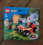 Lego City 60247 Bosbrand Bluswagen - Nieuw in doos!, Ophalen of Verzenden, Nieuw, Complete set, Lego