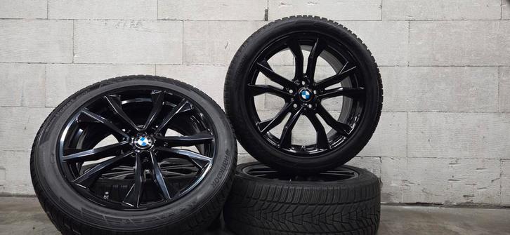 19" BMW 715M iX1 iX2 U11 U10 orig velgen winterbanden 7mm, Auto-onderdelen, Banden en Velgen, Banden en Velgen, Winterbanden, 19 inch