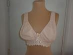 beugelBh maat 95C naadloze cups met voering  merk:  BPC, Kleding | Dames, Ophalen of Verzenden, Beige, BH