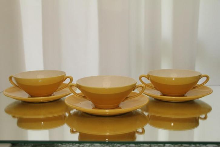 Soepkoppen/Boch/geel, Antiek en Kunst, Antiek | Servies los, Ophalen