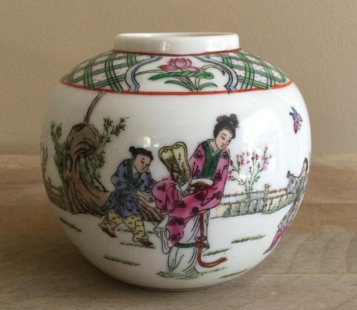 Family verte Chinees gemberpotje gestempeld in goede staat, Antiek en Kunst, Kunst | Niet-Westerse kunst, Verzenden