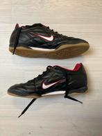 Te koop Nike zaalvoetbalschoenen maat 45, Sport en Fitness, Voetbal, Ophalen, Maat XL, Schoenen, Zo goed als nieuw