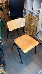 Vintage design schoolstoelen - hout & staal, Bruin, Ophalen of Verzenden, Zo goed als nieuw, Vijf, Zes of meer stoelen