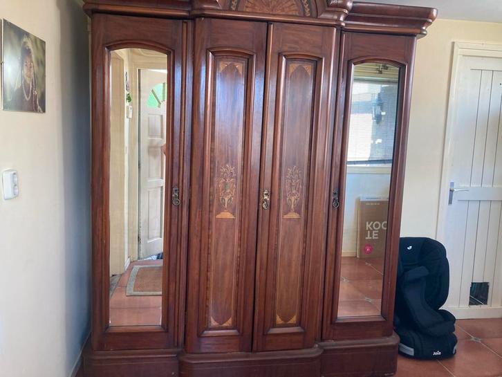 Antieke Victoriaanse Kledingkast met Spiegels, Antiek en Kunst, Antiek | Meubels | Kasten, Ophalen