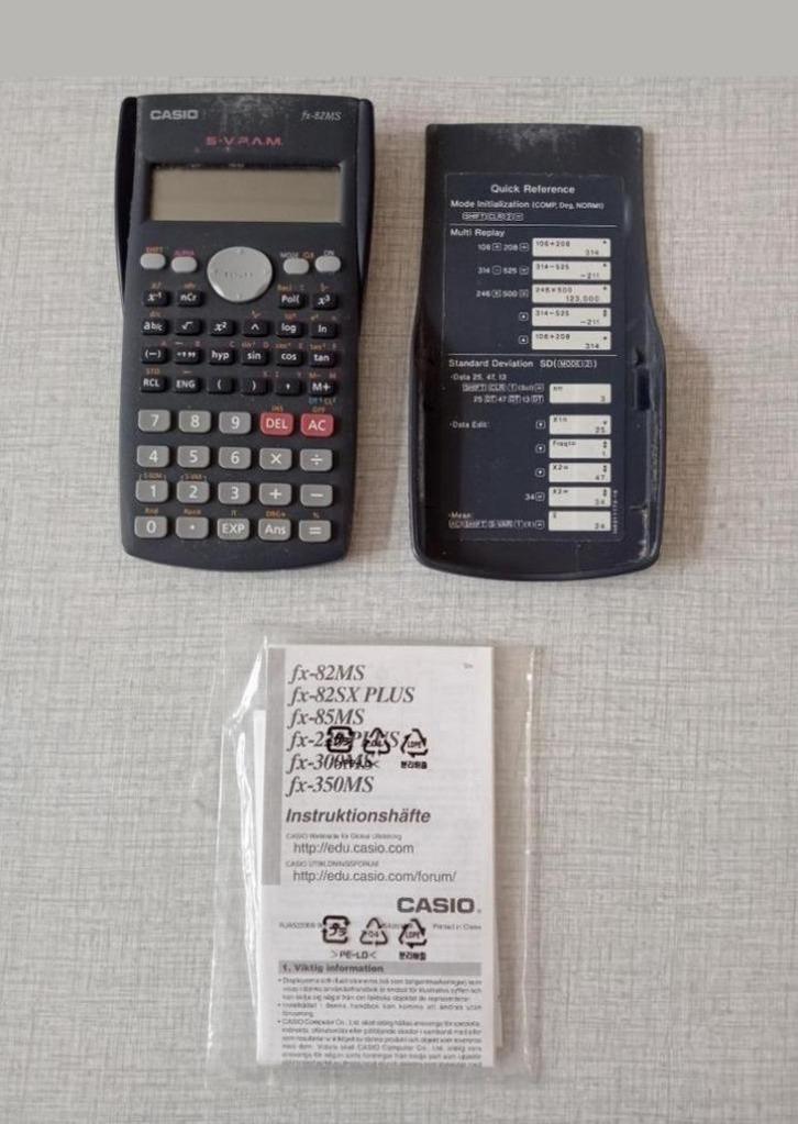 CASIO FX-82MS rekenmachine met instructieboekje, Diversen, Rekenmachines, Zo goed als nieuw, Ophalen of Verzenden
