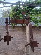 Antieke wildhanger en twee wildklemmen., Antiek en Kunst, Ophalen